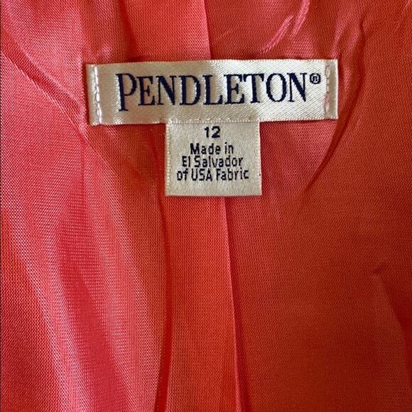 Striking Pendleton Jacket - Picture 4 of 5